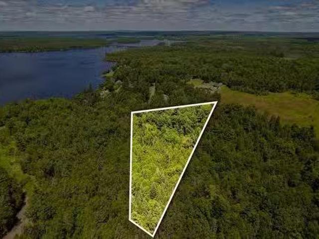 Ch. Rivière Outaouais, Portage Du Fort, QC, J0X 2T0 vacant l.