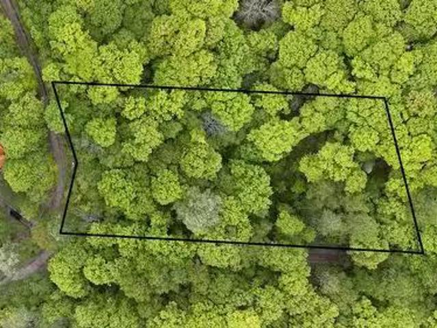 Ch. Ryan, Lac Sainte Marie, QC, J0X 1Z0 vacant land for sale.