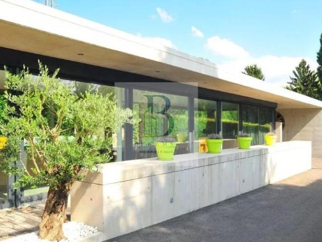 Choulex Spacieuse villa
