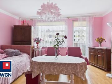 Przestronne 3 pokojowe mieszkanie z balkonem, 64 m2
