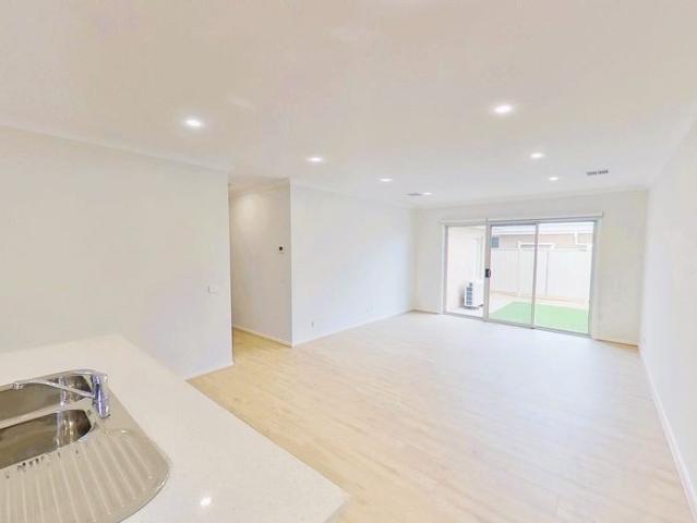 Choose From 1 of 6 New Villa All 3 Bedrooms