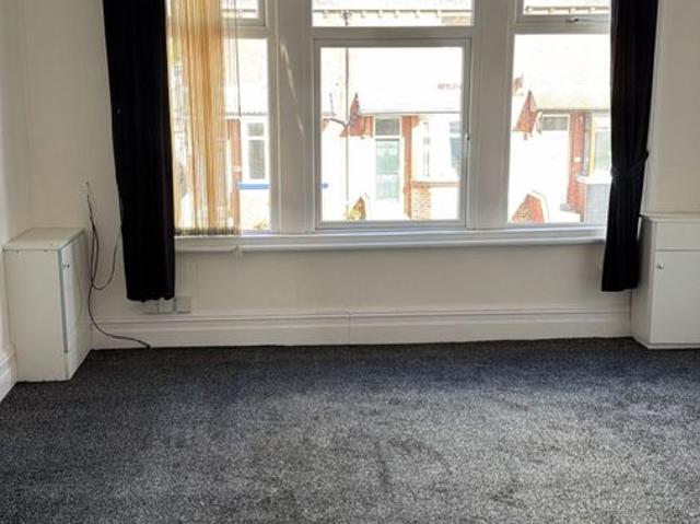 Chorley New Road, Horwich, Bolton, Lancashire BL6, 1 bed flat to rent, £550 pcm | PrimeLocation