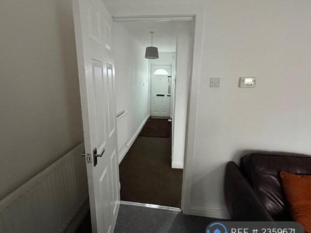 Chorley Road, Manchester, M27 4 bed terraced house to rent £1,250 pcm £288 pw
