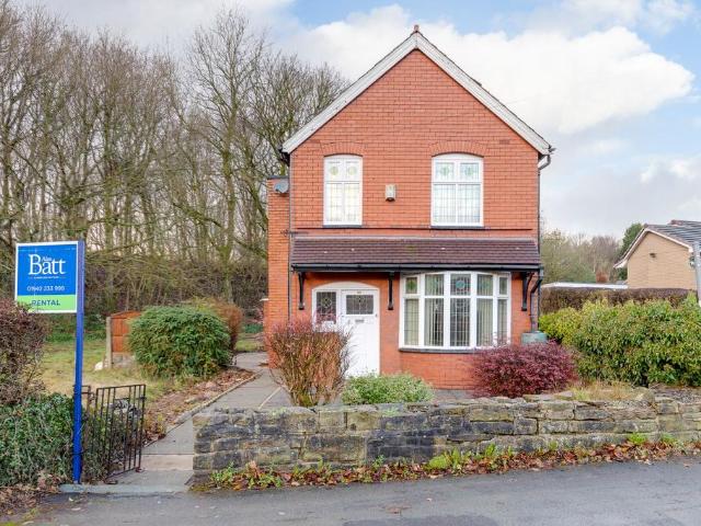 Chorley Road, Wigan WN1 4 bed detached house to rent £1,450 pcm £335 pw