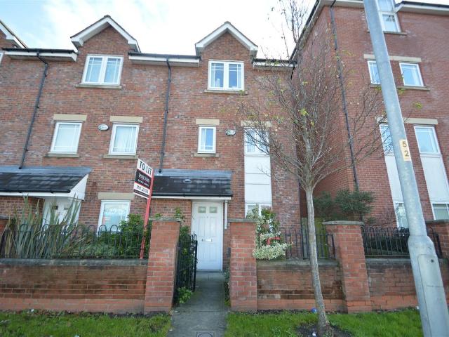 Chorlton Road, Hulme, Manchester M15, 4 bed property to rent, £2,000 pcm | PrimeLocation
