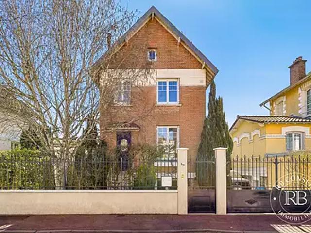 Châtenay Malabry 92290 Achat / Vente maison 6 pièces t6 au dernier étage
