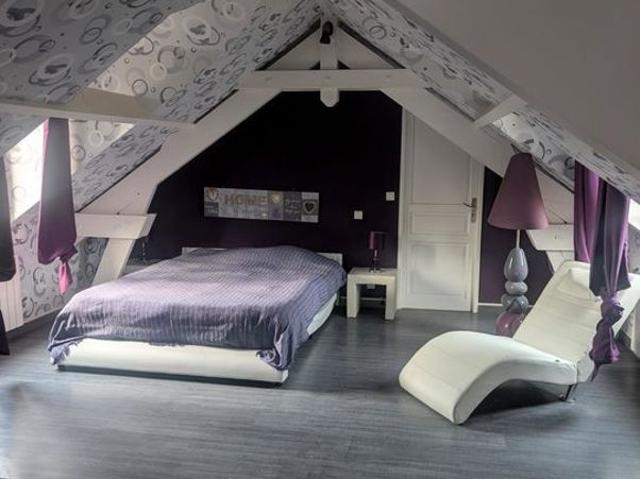 CHATENAY SUR SEINE, MAISON DE 10 PIECES