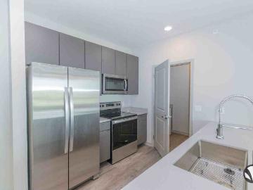 Chateau at Yankee Hill 1 Bedroom Apartment for Rent at 4421 Bridle Ln, Lincoln, NE 68516