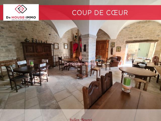 Château Belle demeure 296m² Terrain 3000m² Dépendances Projet de gite