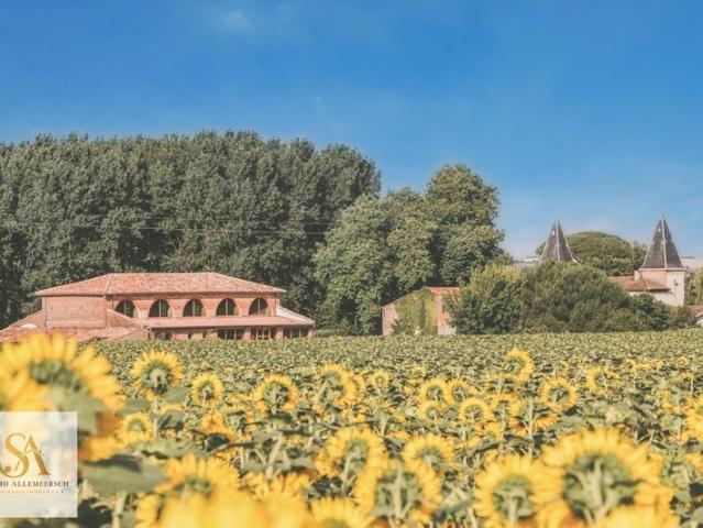 CHÂTEAU DE CARACTÈRE ÉVÉNEMENTIEL existant et établie – SUD TOULOUSE