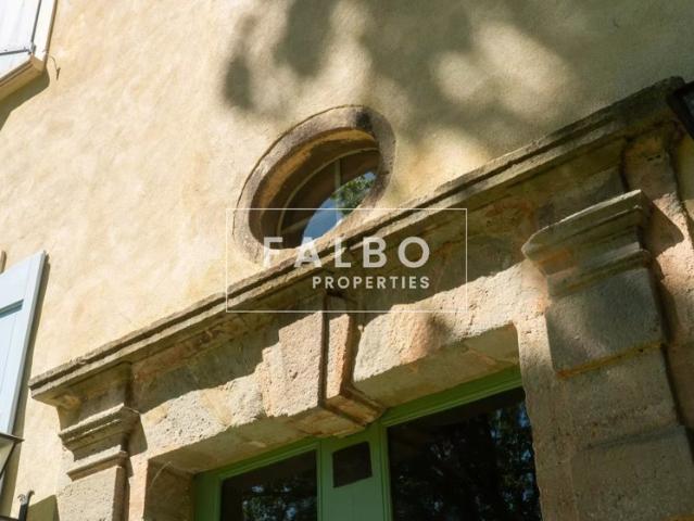 Château de charme restauré à vendre à proximité d'Anduze et d'Uzès aux portes des Cévennes