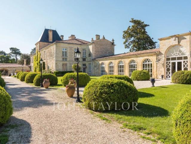 Chateau de Renaissance John Taylor