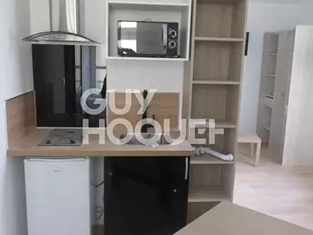 Château Gontier sur Mayenne 53200 Location appartement 1 pièce t1 au dernier étage