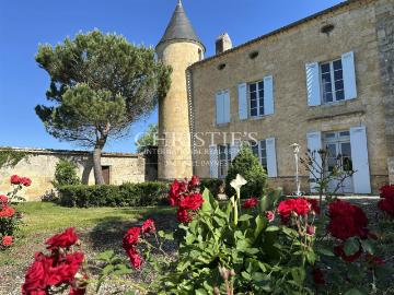 Château historique du XVe siècle à proximité de Bordeaux 650m² Bordeaux