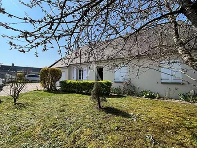 Château Renault 37110 Achat / Vente maison 4 pièces t4 au dernier étage