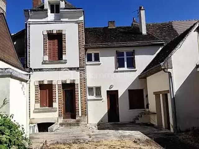 Château Renault 37110 Achat / Vente maison 8 pièces t8 terrasse cave