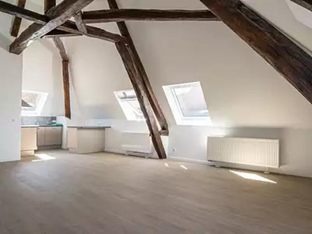 Château Thierry 02400 Location appartement 3 pièces t3 au dernier étage