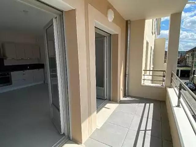 Château Thierry 02400 Location appartement 3 pièces t3 balcon