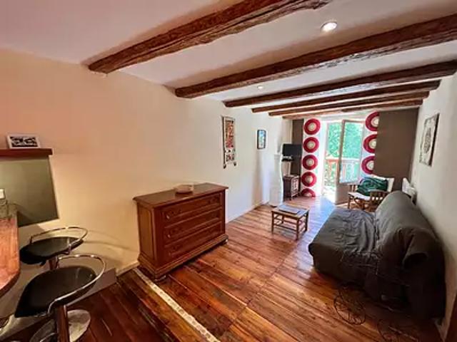 Château Ville Vieille 05350 Achat / Vente appartement 1 pièce t1 cave