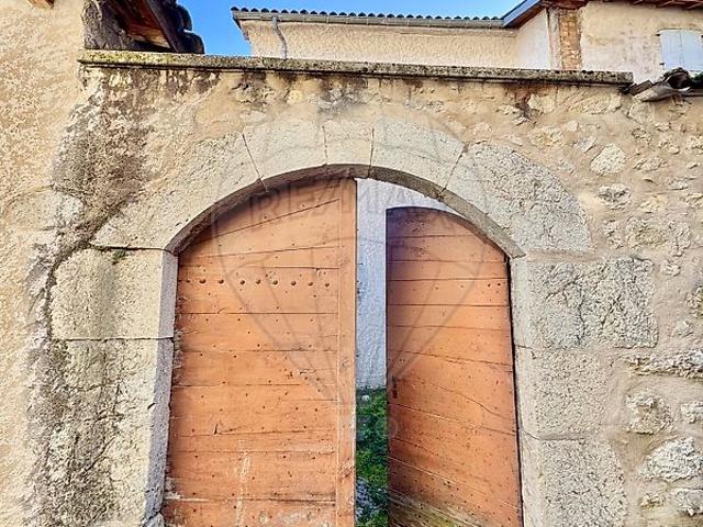 Château 16 chambre s à vendre