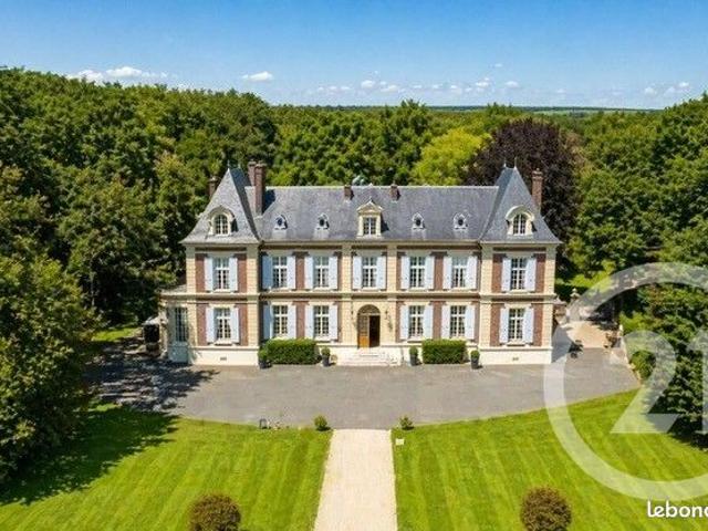 Château 18 pièces 596 m²