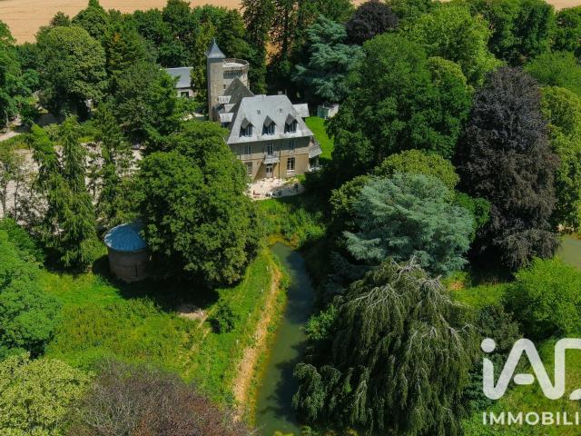 Château 25 pièces 1 200 m²