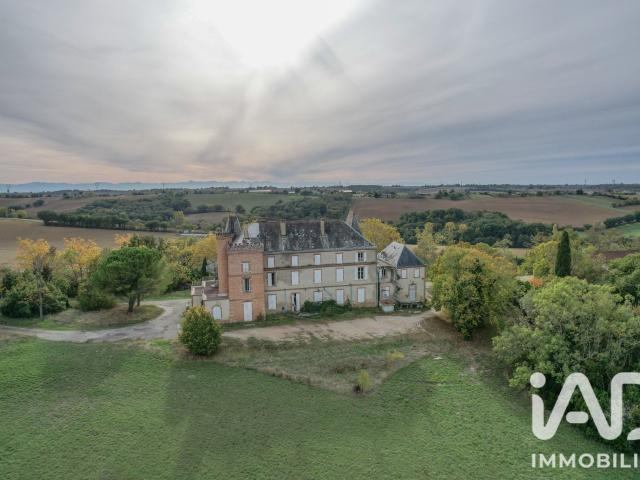 Château 29 pièces 1 155 m²