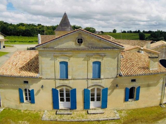 Château 20 pièces 210 m²
