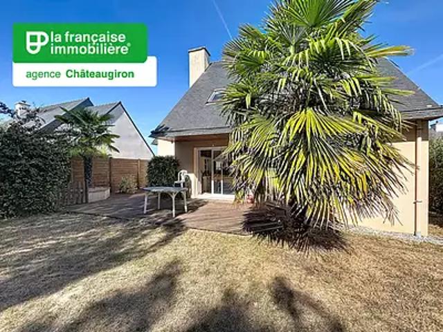 Châteaugiron 35410 Location maison 6 pièces t6 au dernier étage terrasse