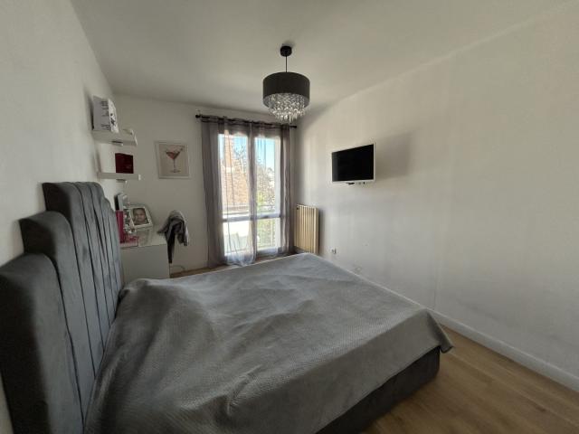 CHATEAUDUN RÉSIDENCE AVEC ASCENSEUR.APPARTEMENT 3PIECES 62., Châteaudun
