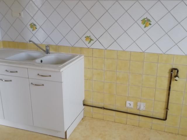 CHATEAUDUN RÉSIDENCE AVEC ASCENSEUR.APPARTEMENT 3PIECES 62., Châteaudun