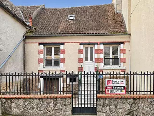 Châteaumeillant 18370 Achat / Vente maison 2 pièces t2 terrasse cave