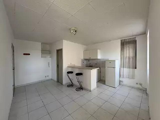 Châteauneuf de Gadagne 84470 Achat / Vente appartement 2 pièces t2