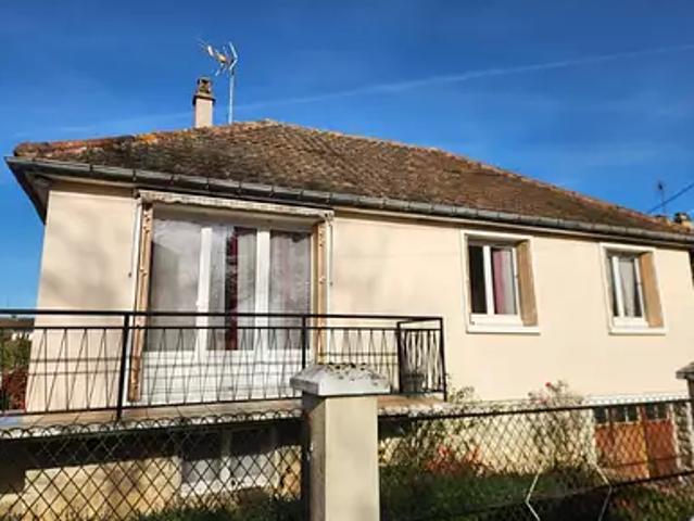 Châteauneuf en Thymerais 28170 Achat / Vente maison 4 pièces t4 au dernier étage