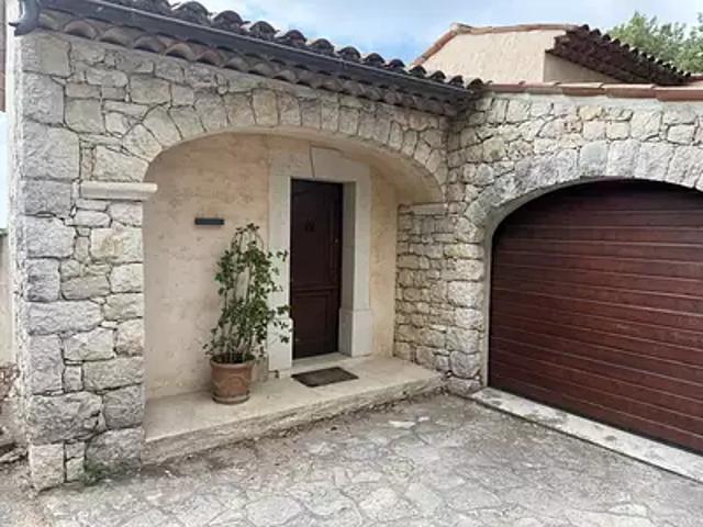 Châteauneuf Grasse 06740 Achat / Vente maison 5 pièces t5 piscine