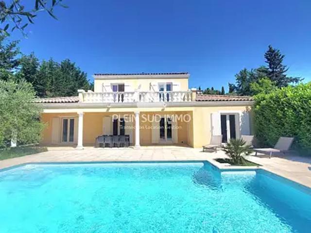 Châteauneuf Grasse 06740 Location maison 5 pièces t5 piscine