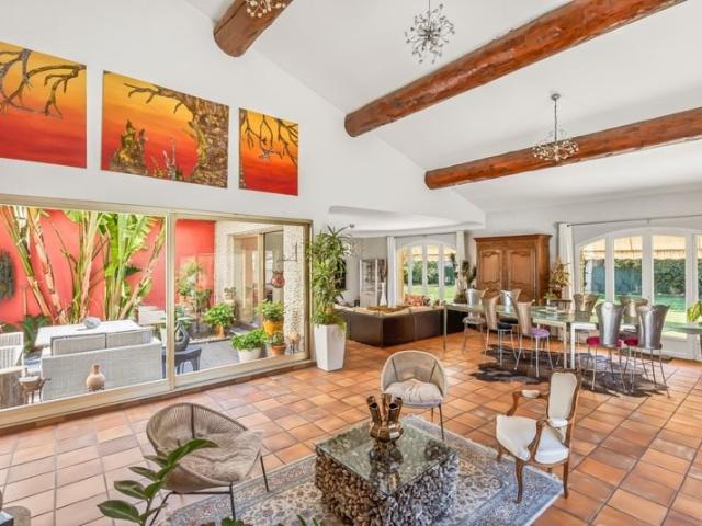 Chateauneuf Les Martigues 13 Maison De Prestige T10. 350m² Châteauneuf les Martigues
