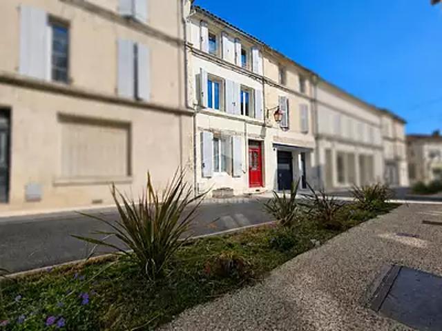 Châteauneuf sur Charente 16120 Achat / Vente maison 6 pièces t6