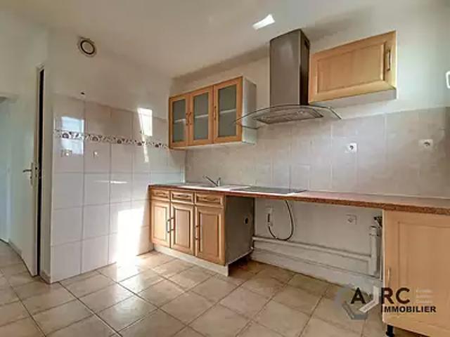 Châteauneuf sur Loire 45110 Location appartement 4 pièces t4