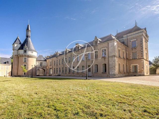 Châteauroux Indre Appartement d'exception 154 m² dans un. 154m² Châteauroux