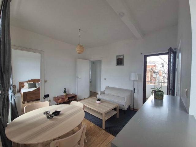 CHATELAIN 1 Bedroom apartement with terrace