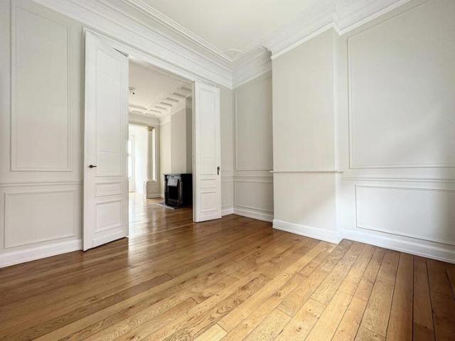 Chatelain/Flagey: Superb 4 bedroom house + garden