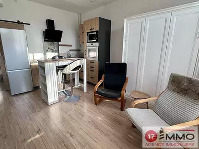 Châtelaillon Plage 17340 Location appartement 1 pièce t1 au dernier étage