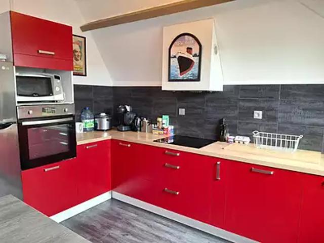 Châtelaillon Plage 17340 Location appartement 4 pièces t4 au dernier étage cave