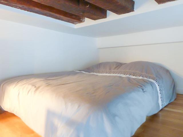 Châtelet / rue Saint Denis 29, Paris Amsterdam Apartments for Rent