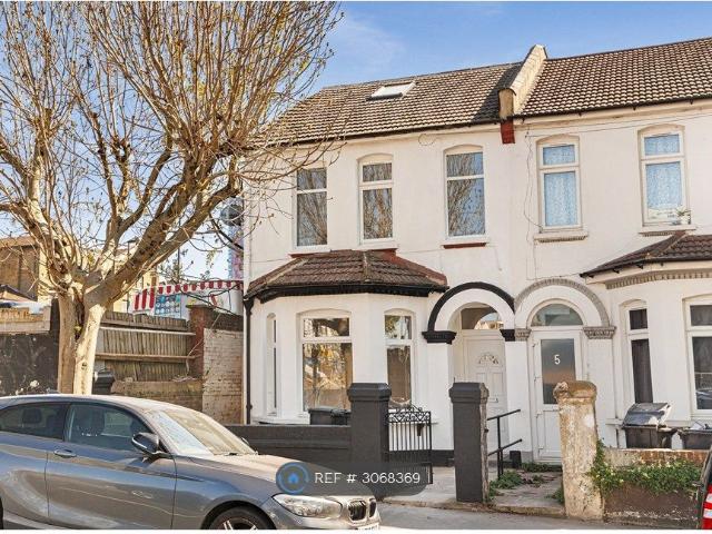 Chatfield Road, Croydon CR0, Studio to rent, £945 pcm | PrimeLocation