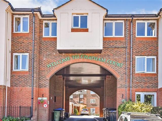 Chatham Court, Warminster BA12, 1 bed flat to rent, £875 pcm | PrimeLocation