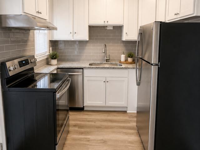 Chatham II Apartments 1 Bedroom Apartment for Rent at 5822 Cedars East Ct, Charlotte, NC 28212 North Sharon Amity