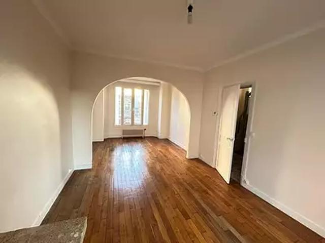 Châtillon 92320 Location maison 3 pièces t3 jardin cave