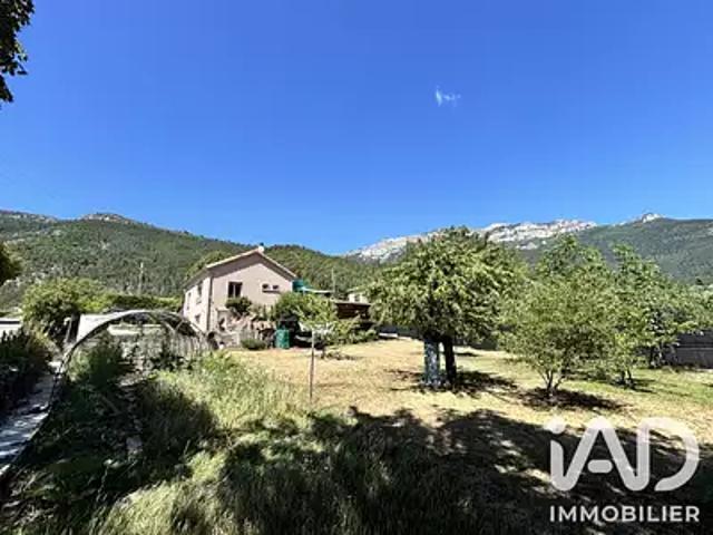 Châtillon en Diois 26410 Achat / Vente maison 3 pièces t3 terrasse parking